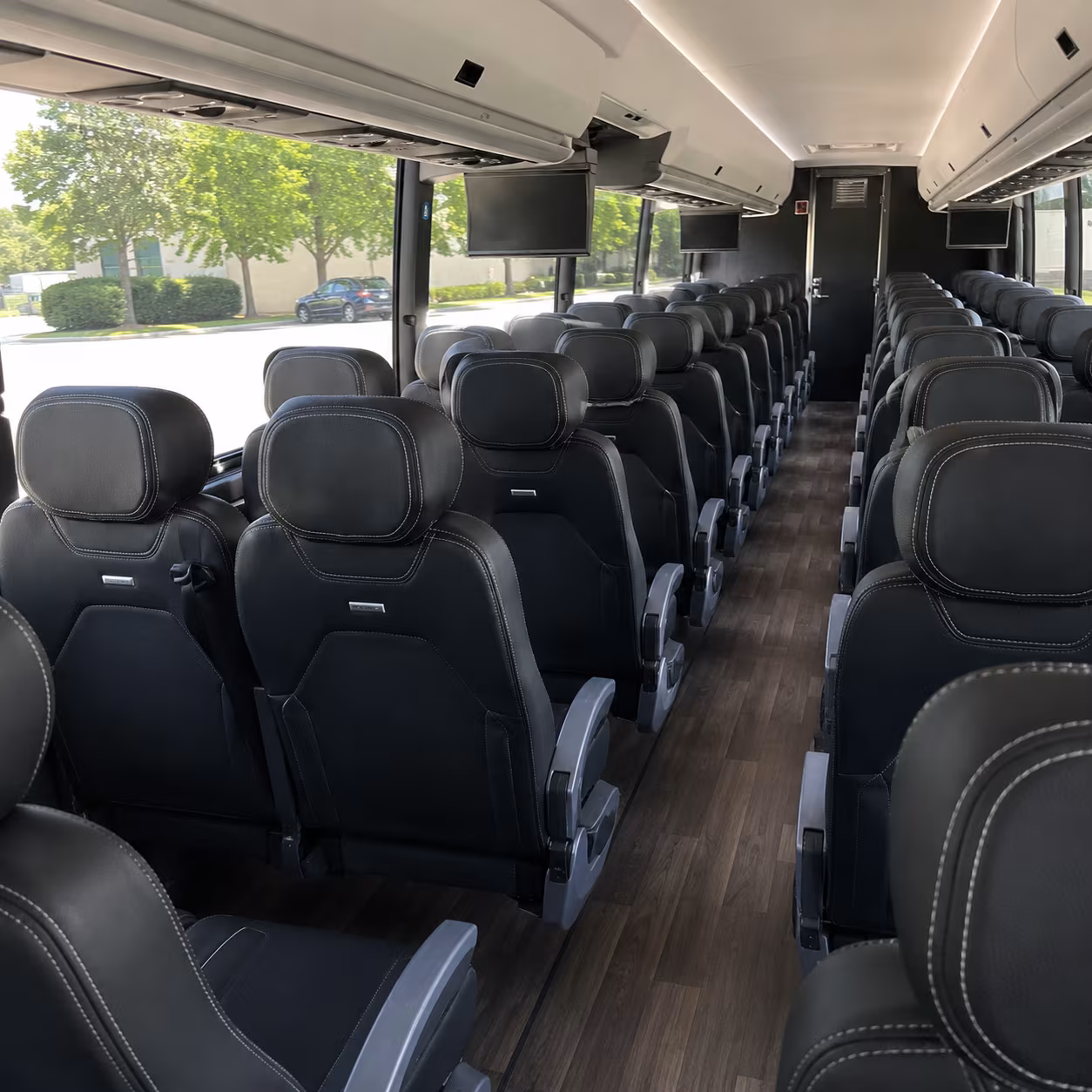 charter buses for thousand oaks federal agency personnel shuttles