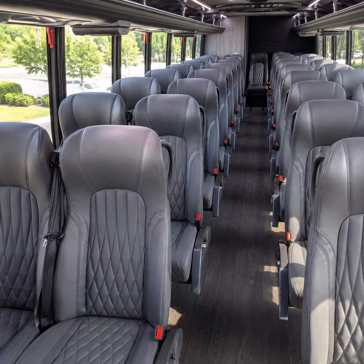 minibus rentals for simi valley and moorpark winery tours