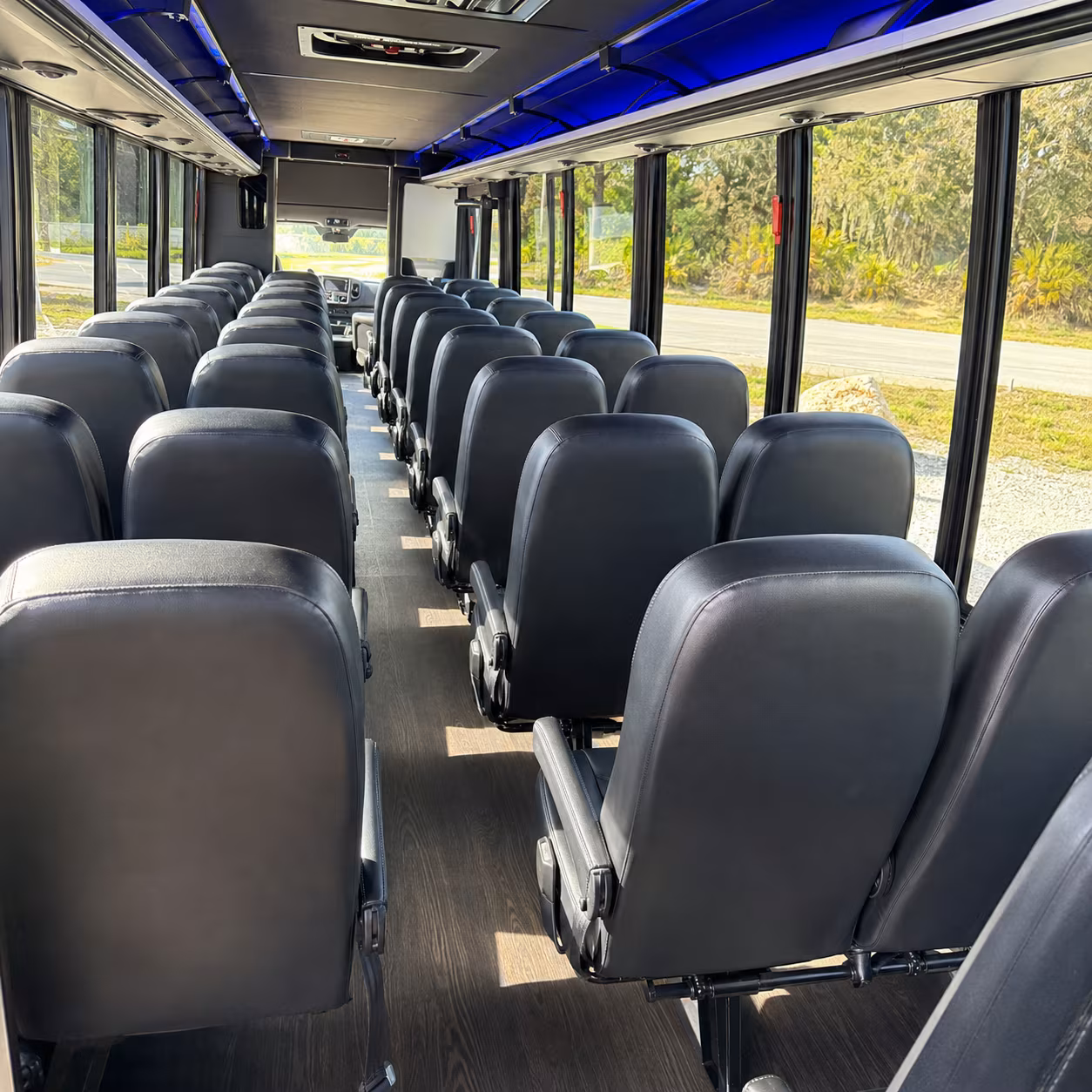 minibus rentals for smaller prom groups across the conejo valley