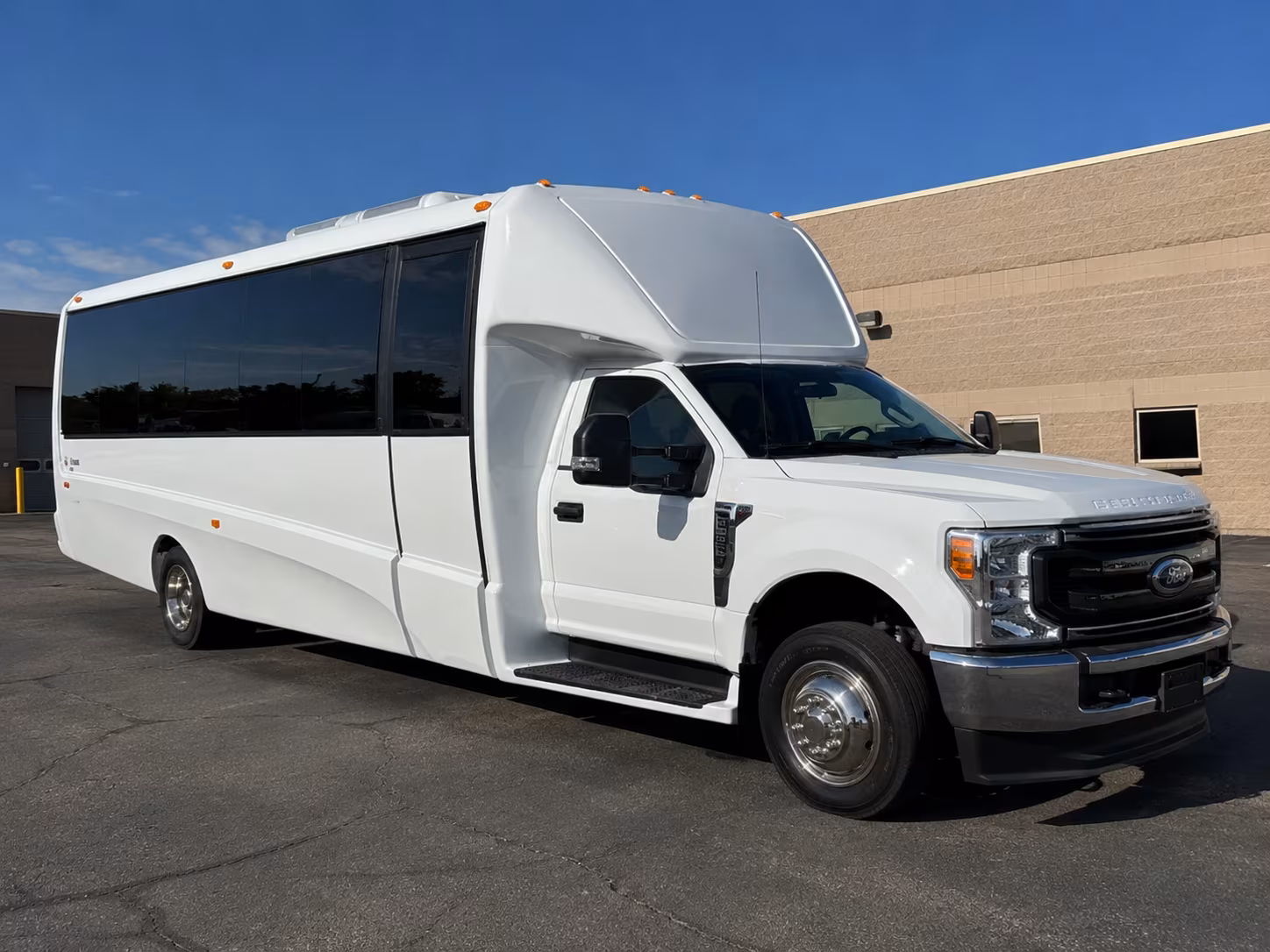 museum and science center buses for thousand oaks area school groups