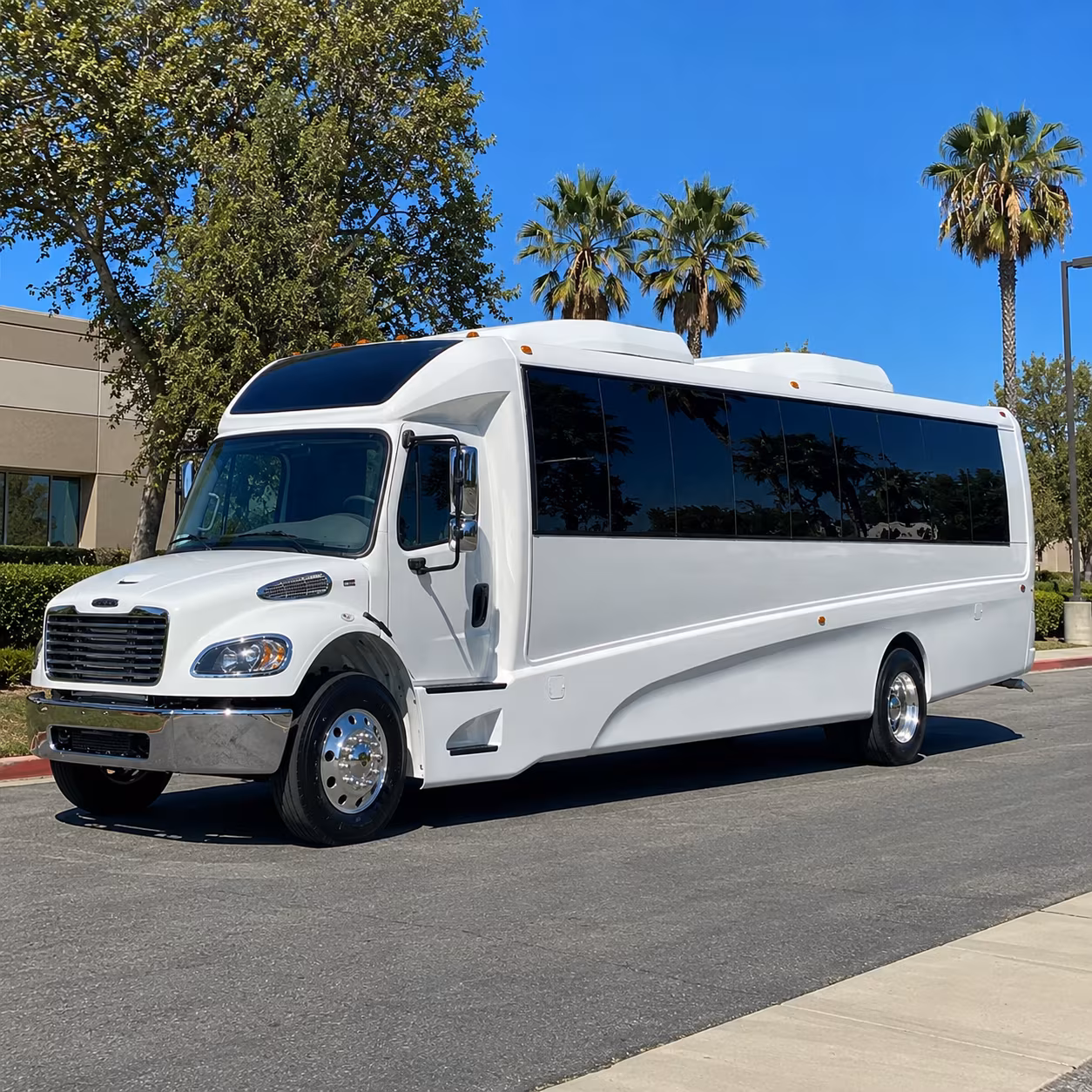 thousand oaks 30 passenger minibus