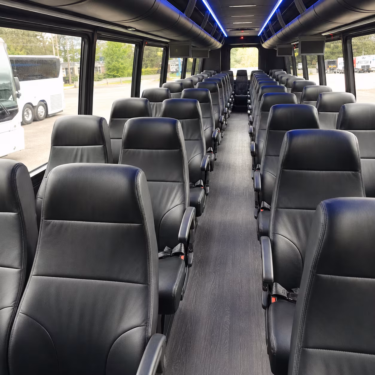thousand oaks 35 passenger minibus interior