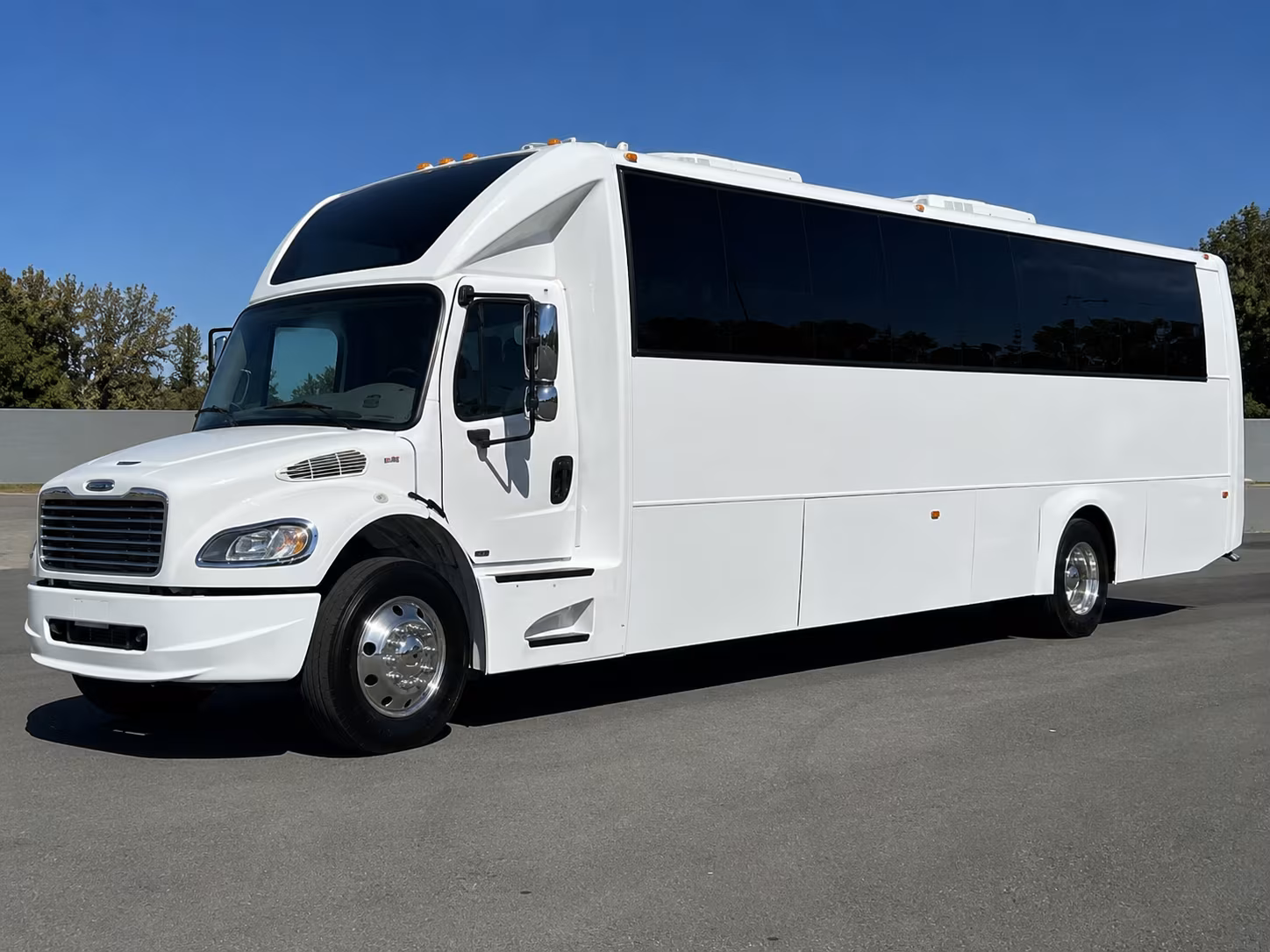 thousand oaks bachelor bachelorette party bus rental