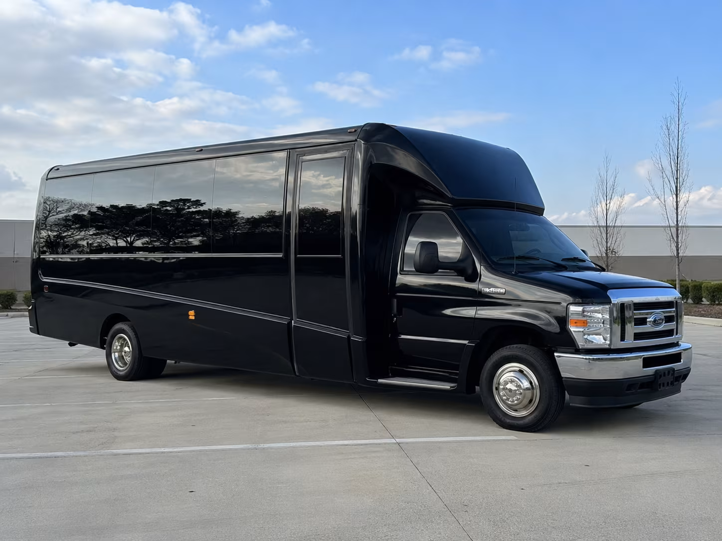thousand oaks charter buses