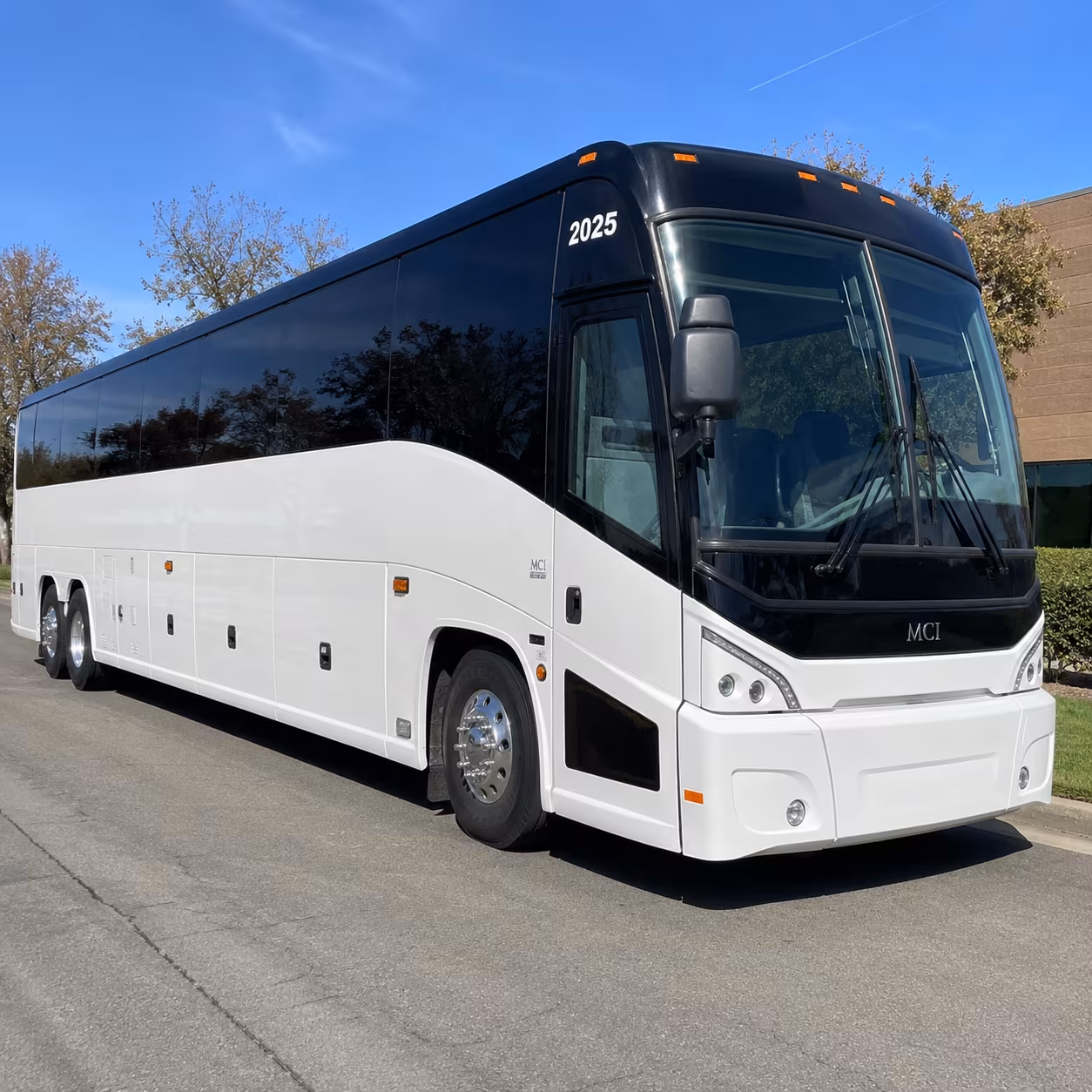 thousand oaks employee transportation for healthcare and hospital staff